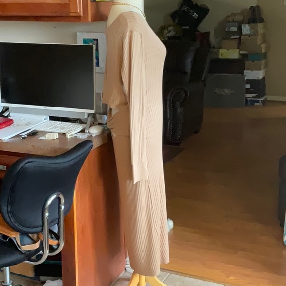 SOFIA JEANS Tawny Brown Back Twist Sweater Midi Dress Size XL, NWT - Picture 6 of 14